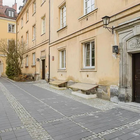 Miodowa Street P&o Serviced *