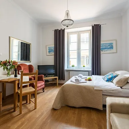 Miodowa Street P&o Serviced *