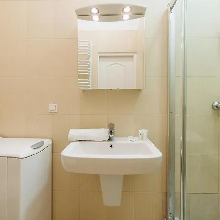 Miodowa Street P&o Serviced