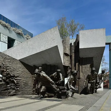 Miodowa Street P&o Serviced شقة *